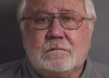 Cops Iowa Man Killed Wife After She Set Up Bank Meeting.