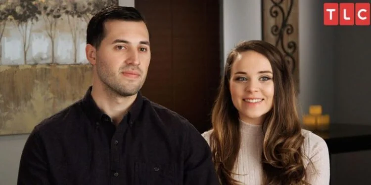 'Counting On' Jinger Duggar Likes Comment Seemingly Shading Family Over Sister Jordyn read more