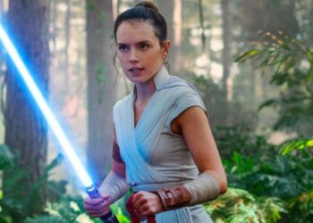 Star Wars: JJ Abrams says Rey's Force powers were supposed to be a Mystery
