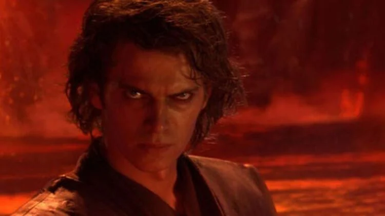 Star Wars Midnight Mass Creator Wants to Make a Mike Flanagan, Star Wars needs a horror movie