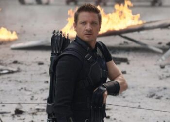 Hawkeye Renner explains Clint and Kate's relationship as wonderfully intimate.