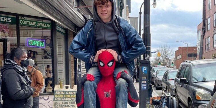 Spider-Man No Way Home cuts Tom Holland's brother from the movie