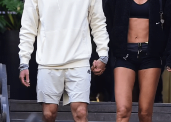 The best couple of June is Isabel Goulart and her fiancé