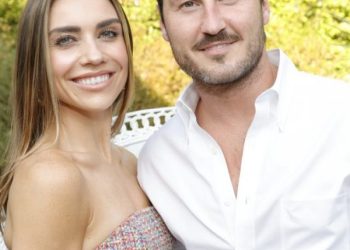 Val Chmerkovskiy and Jenna Johnson of 'DWTS' Announce Name of Their Newborn Son_